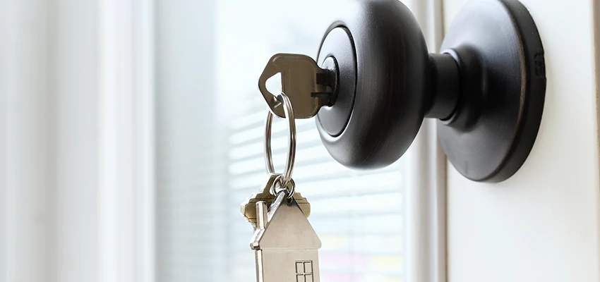 Bifold Door Knob Replacement in Fremont, California